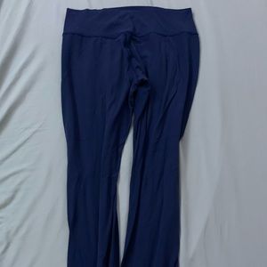Lululemon athletic pants joggers.